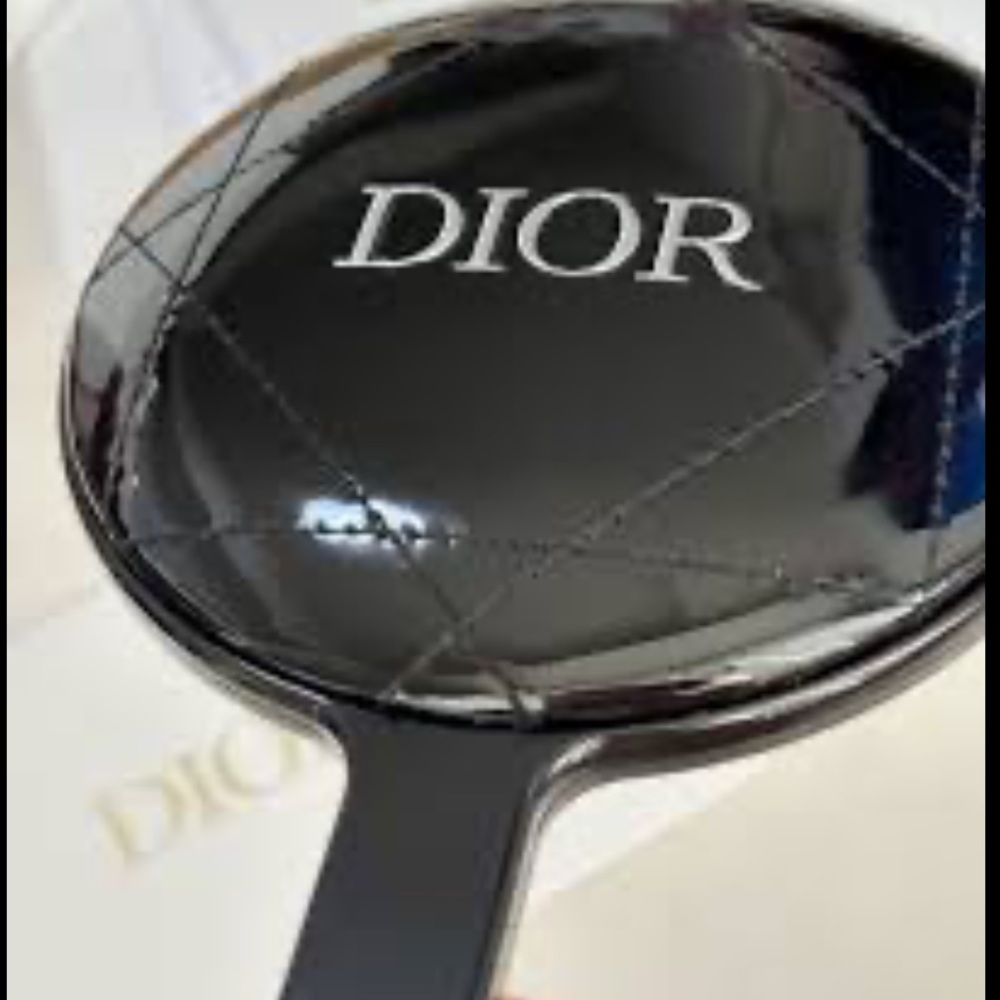 NWT Christian Dior Beauty Black Hand Mirror with Case 23 x 13cm NIB - Picture 9 of 15